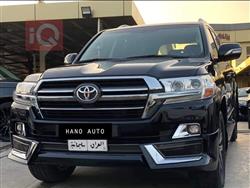 تۆیۆتا لاند کروزەر
